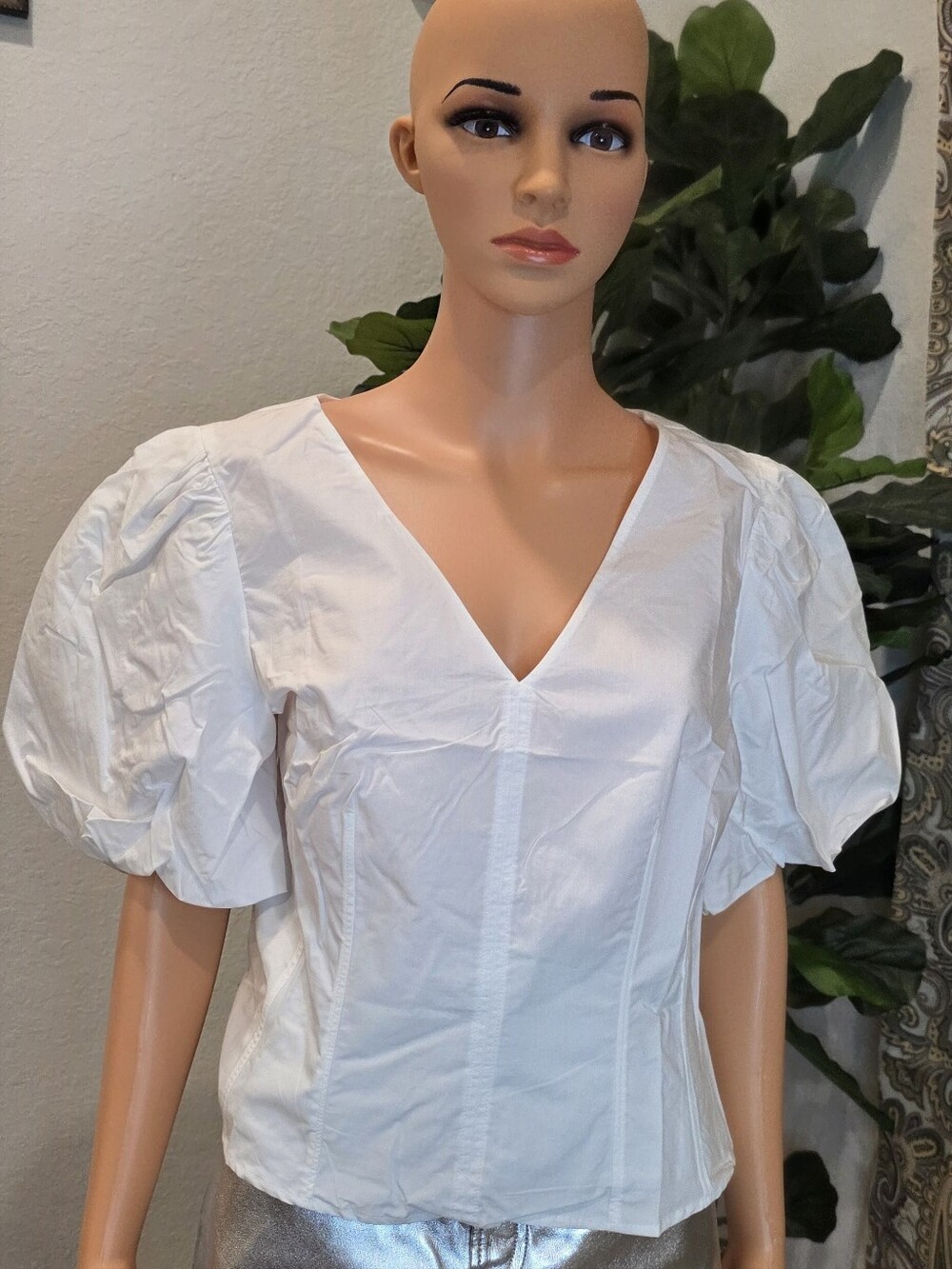 Banana Republic White V-Neck Puff Sleeve Blouse